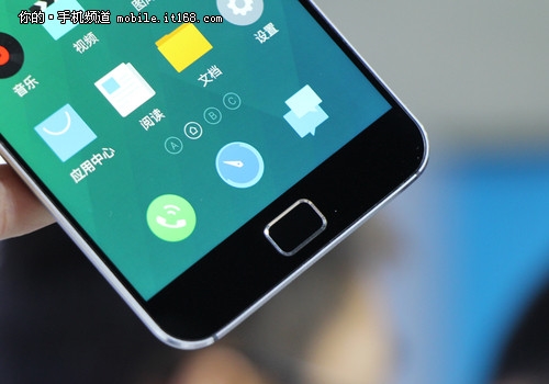 ����ѧ��MX4 Pro��Ȼ��iPhone 6��������