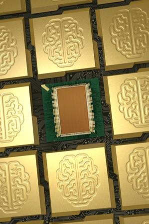 IBM����ģ��оƬ��ʹ�ֻ�����ʶ������