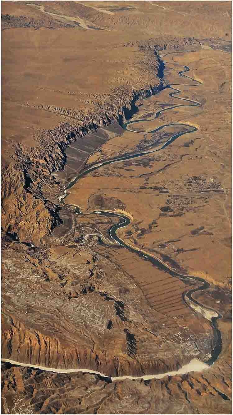 ���н���ֻ����� ������Ĵ�Ƭ���ڲ�ͬ