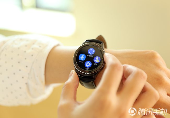 Gear S2评测:三星首款圆形智能手表来了