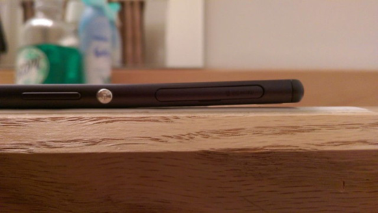 iPhone6����į ����Xperia Z3����Ҳ����