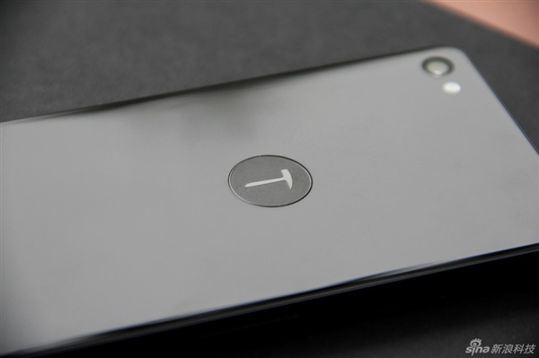 ������ô���������ֻ�T1 4G�濪��ͼ��