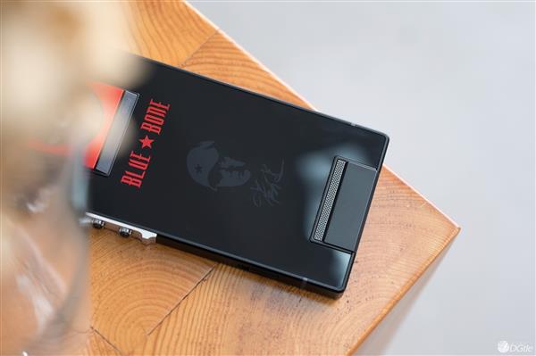 �޽�&ldquo;��ɫ��ͷ&rdquo;�ֻ�ͼ�����飺���ҡ������