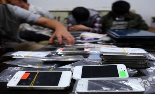 ���ֻ���ѡɶ�������û���һ��ѡ��iPhone
