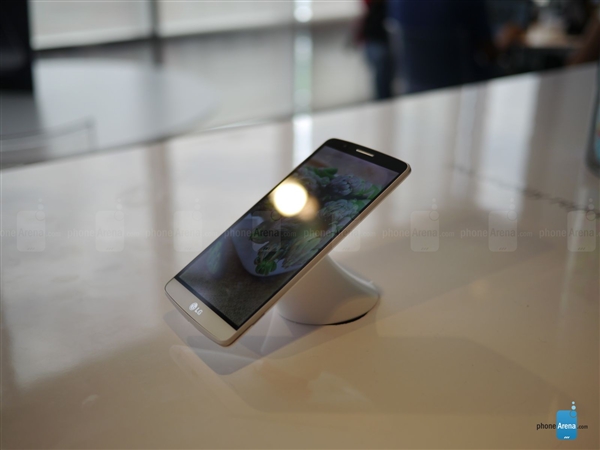 ˧���ˣ���ǿ2K���콢LG G3����ͼ��
