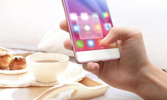 �����콢vivo X6����֤ ֧��3D Touch