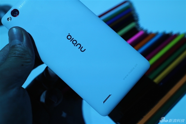 �����������ӵ��ֻ���nubia Z7������ʿ�