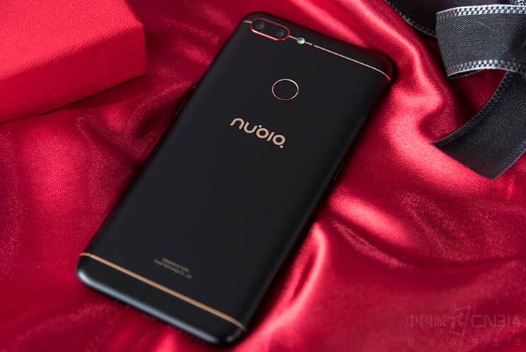 长续航+全面屏 这款神器让重度玩家释怀!