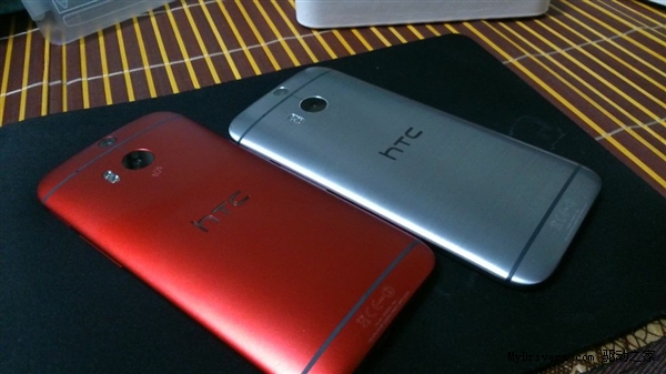 ��ɫHTC M8����̨�壺ɧ��ʮ��