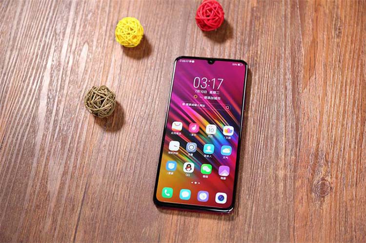 ŬZ18,vivo