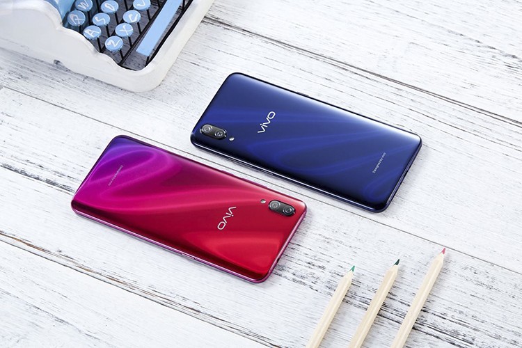 vivo X23灵动水滴屏,引领新全面屏潮流