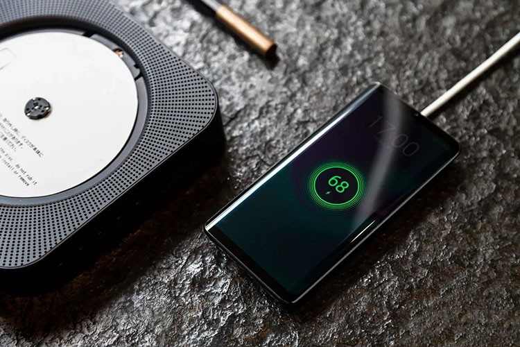 魅族最简陋发布会 无孔手机魅族Zero发布