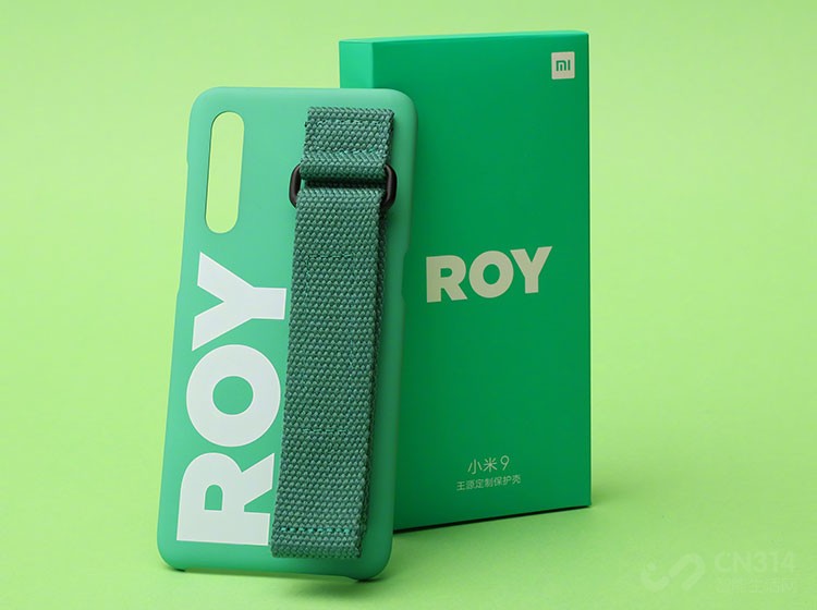 小米终于想起明星定制版,小汤圆兴奋了 小米终于想起明星定制版,小汤圆兴奋了