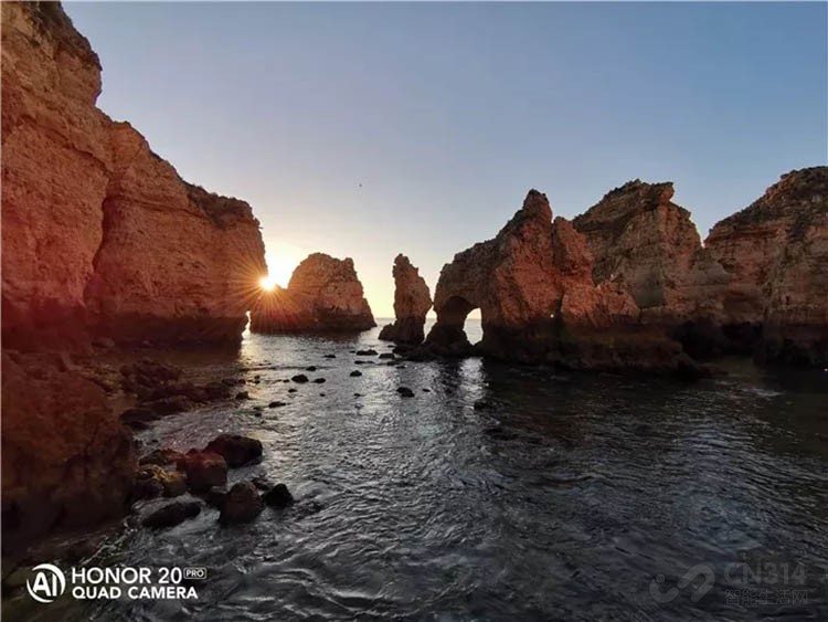 ������ҫ˫�汾ս�� �ڿ���������˭���㣿