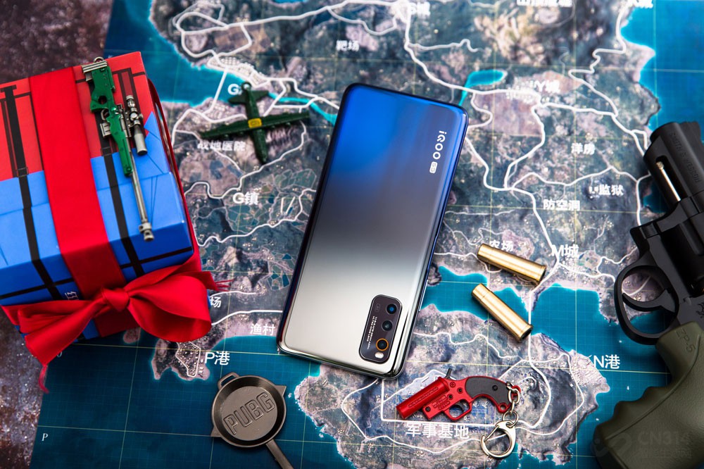 iQOO Neo3��ʽ���� 2698Ԫӵ���콢����