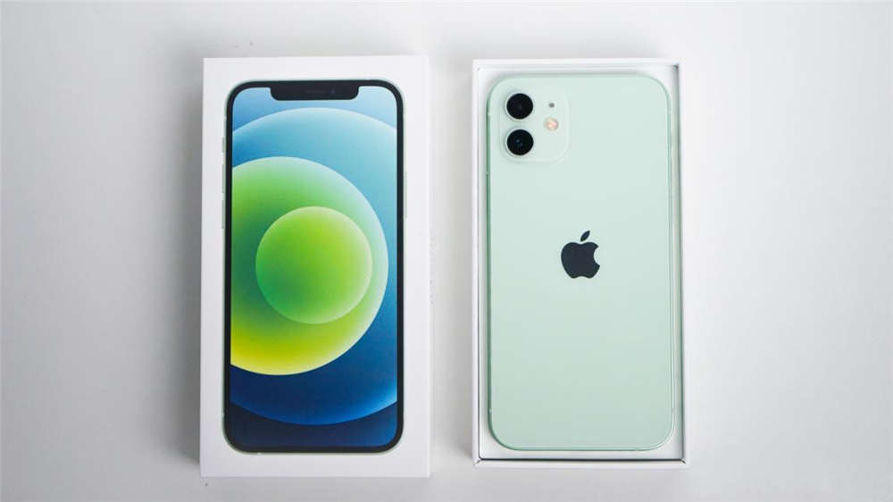 ΪMate40 ProӲաiPhone 12 ˭ǿ