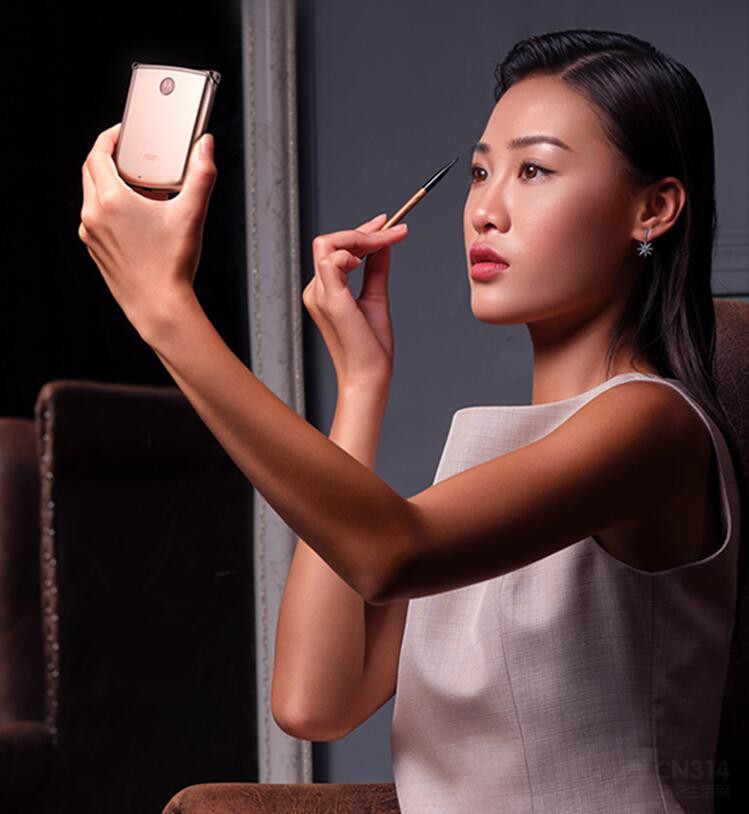¾ motorola razr5Gѡ