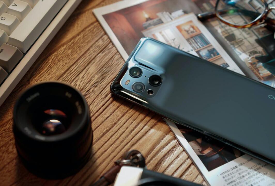 OPPO Find X4Ϣ100W+
