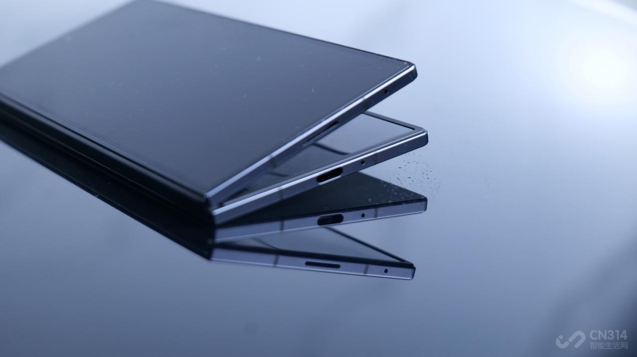 Galaxy Z Fold7Ϊ