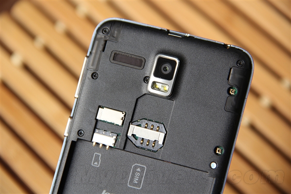 �˺�/2GB�ڴ� 798Ԫ����4G��A8ͼ��
