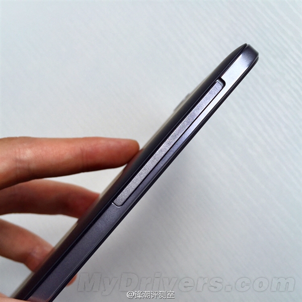 HTC 5.5�������»�������ع⣺˫�°ͱ��ɵ�