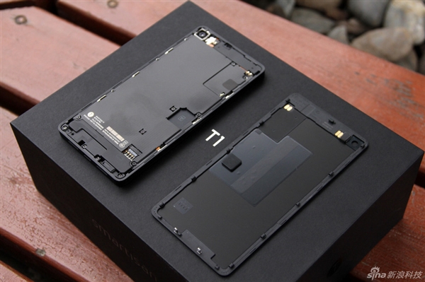 ������ô���������ֻ�T1 4G�濪��ͼ��