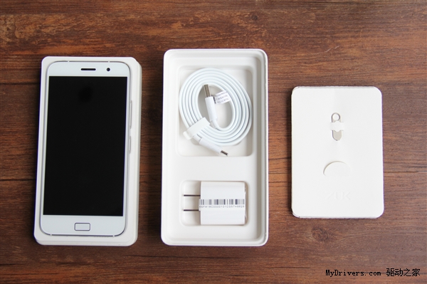 1799ԪZUK Z1�Ա�ͼ�ͣ�iPhone 6����