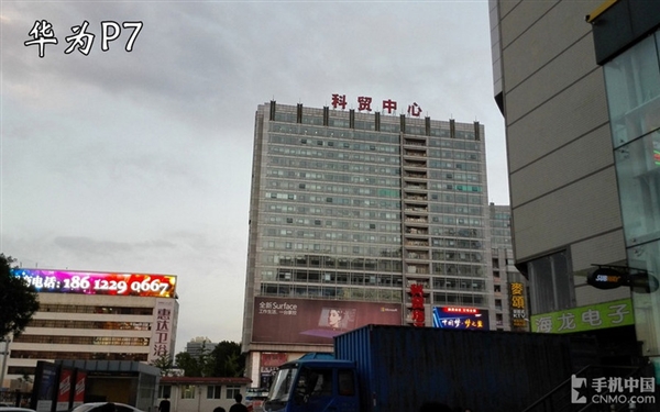�������뿴�ģ������ֻ�T1�ԱȻ�ΪP7