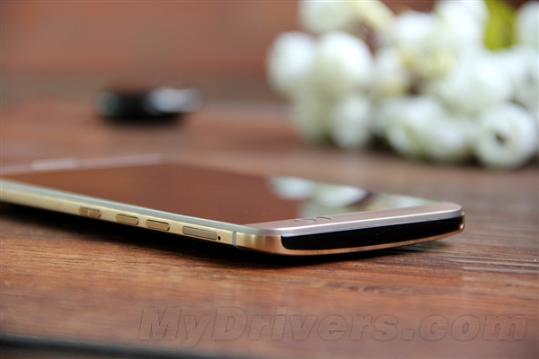 ����̫˧�ˣ�4999ԪHTC M9+ͼ��
