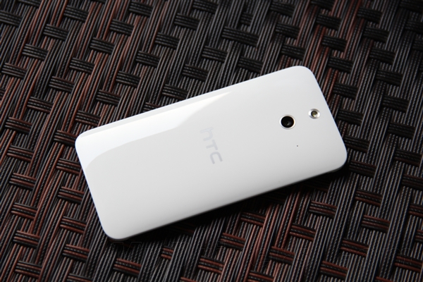 手感超级棒!2799元HTC One时尚版图赏