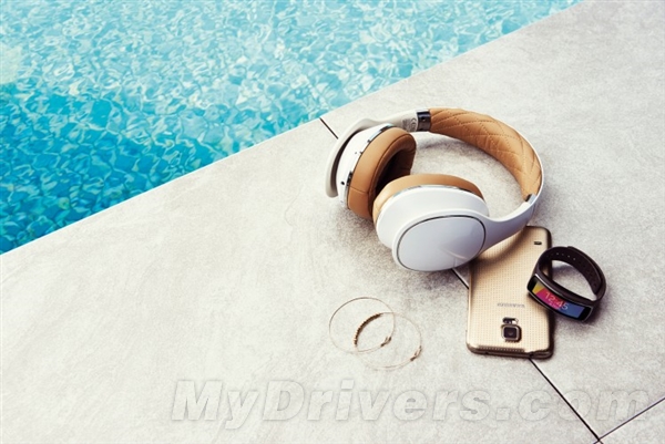 ��Ů��ģӾ��д�棺����Galaxy S5�¹��