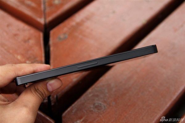 ������ô���������ֻ�T1 4G�濪��ͼ��