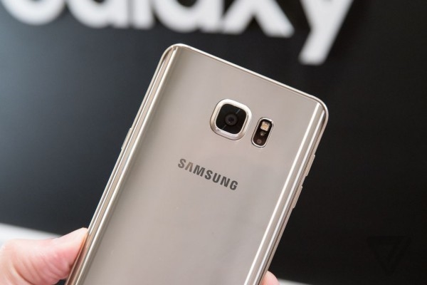 Galaxy Note 5��ʽ�����������Ļ���