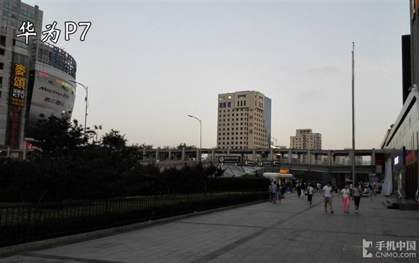 �������뿴�ģ������ֻ�T1�ԱȻ�ΪP7