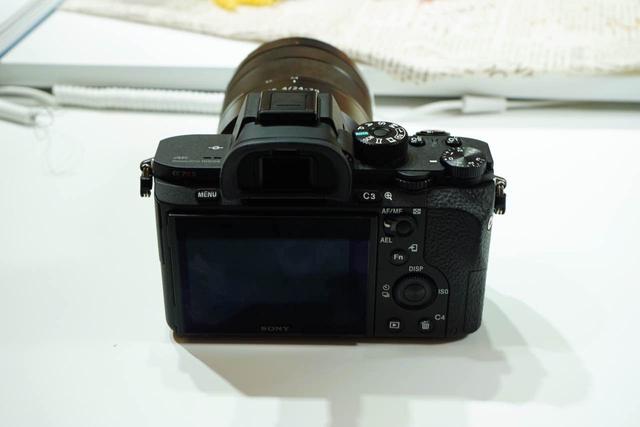 ���ᷢ��A7R2��������� ����4200������