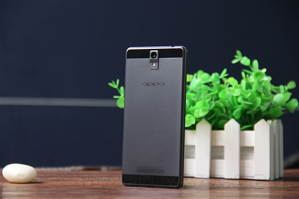 ȫ�����4G�ֻ� OPPO R3����ͼ��