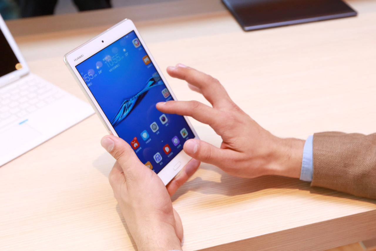 8.0Ӣ�� ��Ϊƽ�� M3 �ഺ��