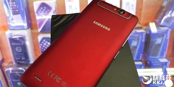 ����GALAXY A9����ع⣺��ת����ͷ