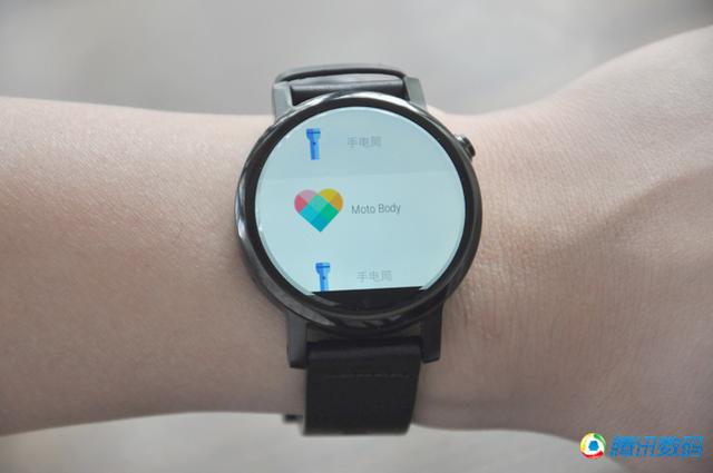 Apple Watch对决新Moto 360:定位有差异