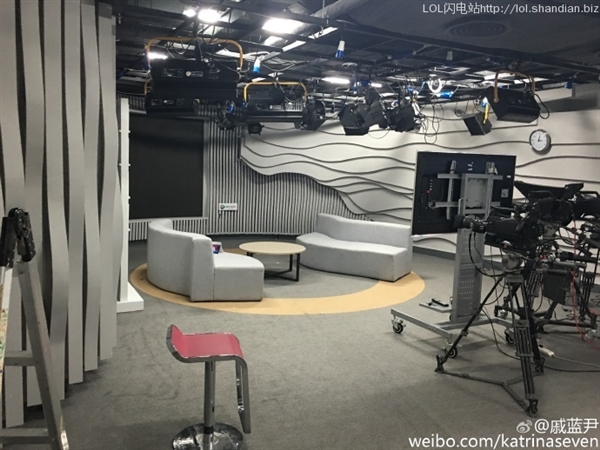 ��˼��ŭ��LOLŮ�������򣺽�Ŀ��ȫ�ұ���