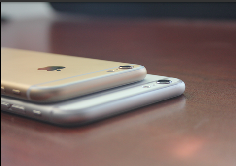 ��ƻ������4Ӣ��iPhone6C ��6����̫�ã�