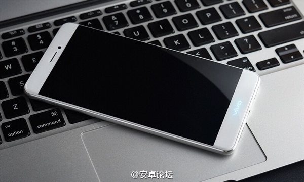 vivo�����ֻ�����ع⣺Logo�ᷢ��