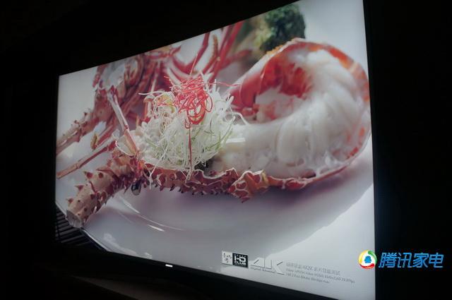 评三星Tizen系统曲面旗舰电视 操作简洁价格贵
