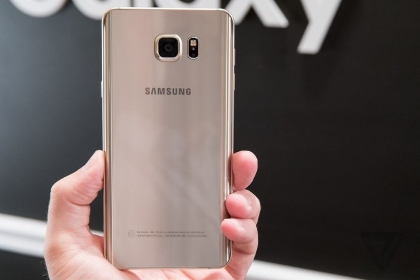 ������ƣ�����Note 5֧�ִ洢��չ