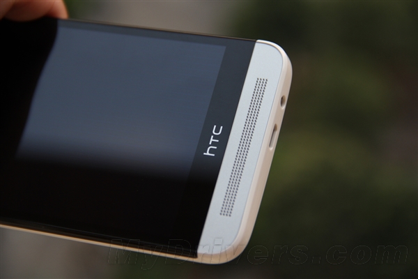 手感超级棒!2799元HTC One时尚版图赏