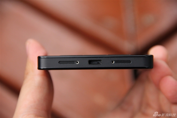 ������ô���������ֻ�T1 4G�濪��ͼ��