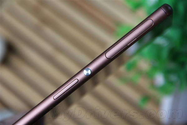 �ţ��������콢Xperia Z3 ���а�ͼ��