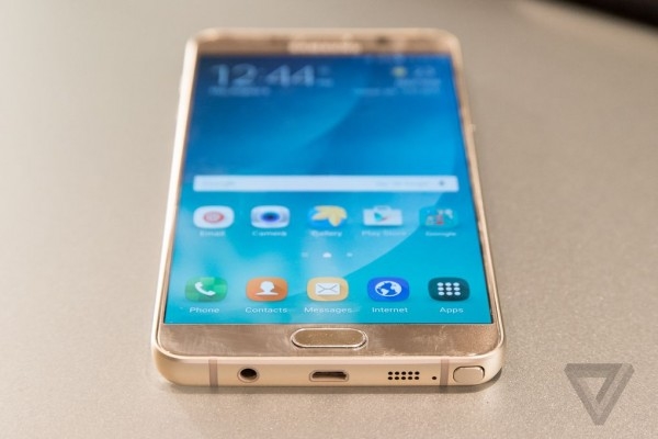 Galaxy Note 5��ʽ�����������Ļ���