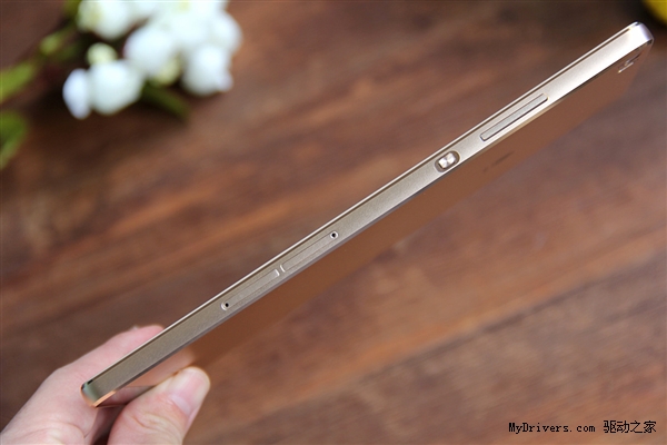����������Ϊ�����콢P8 Maxͼ��