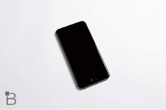 �û���ӳiPhone 6��6 Plus��Ļ���ױ�����